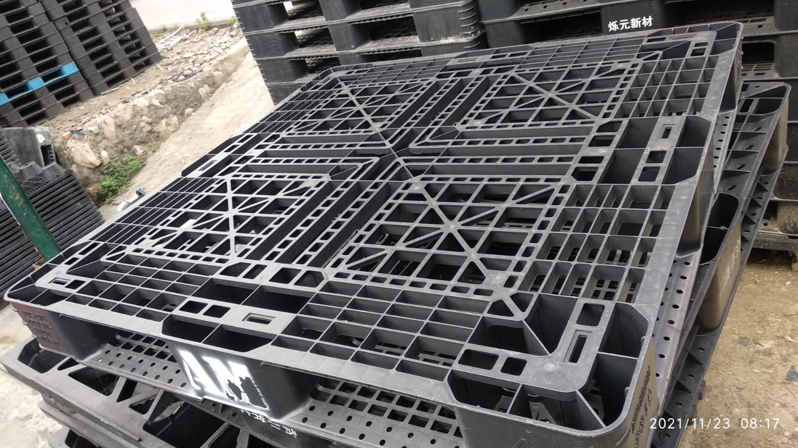 Palet Plastik Terpercaya